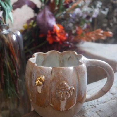 Tasse "Bande de pot's" en grès émail cappuccino (2)